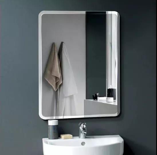 浴室镜如何搭配
